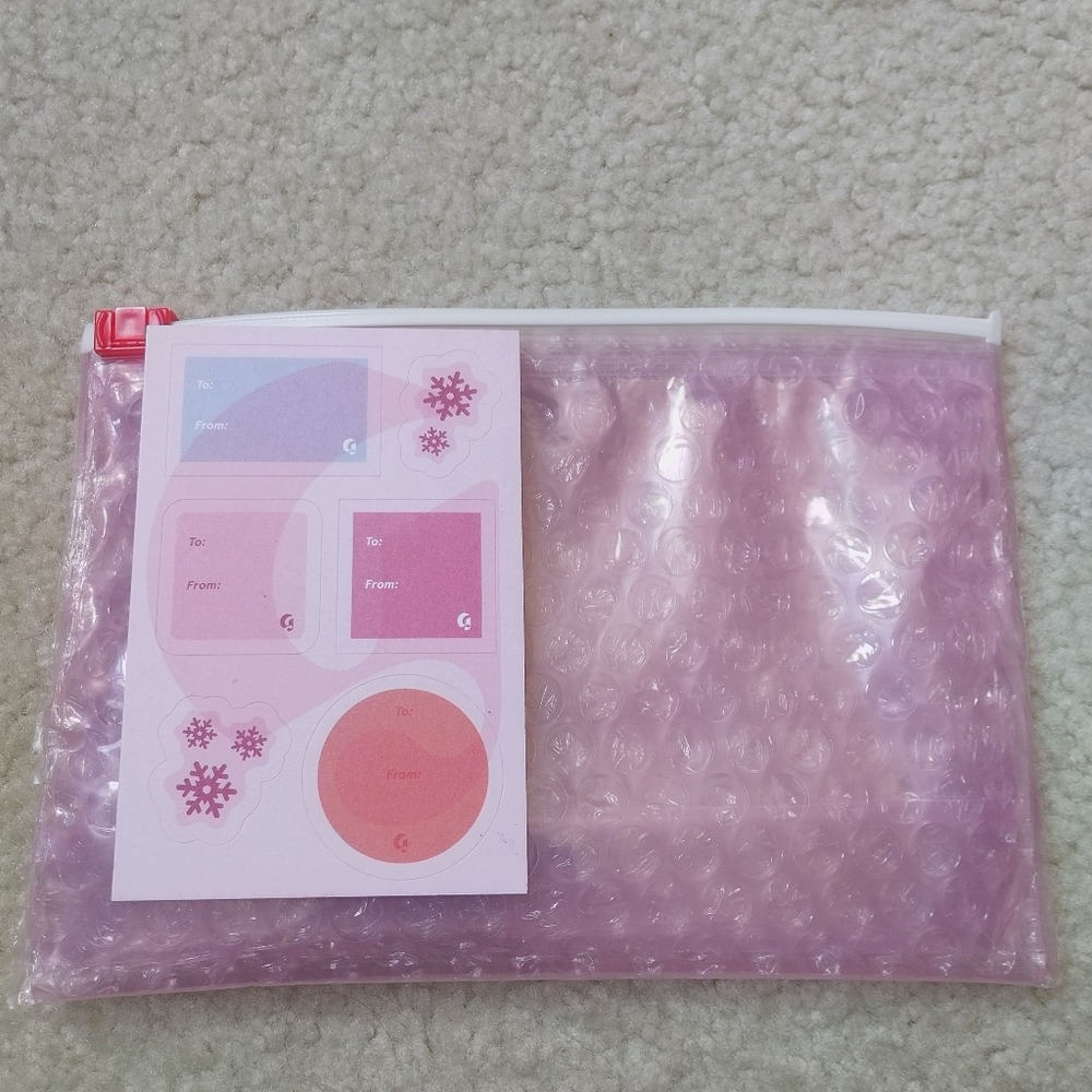 Glossier bag & to/from stickers Christmas 2019